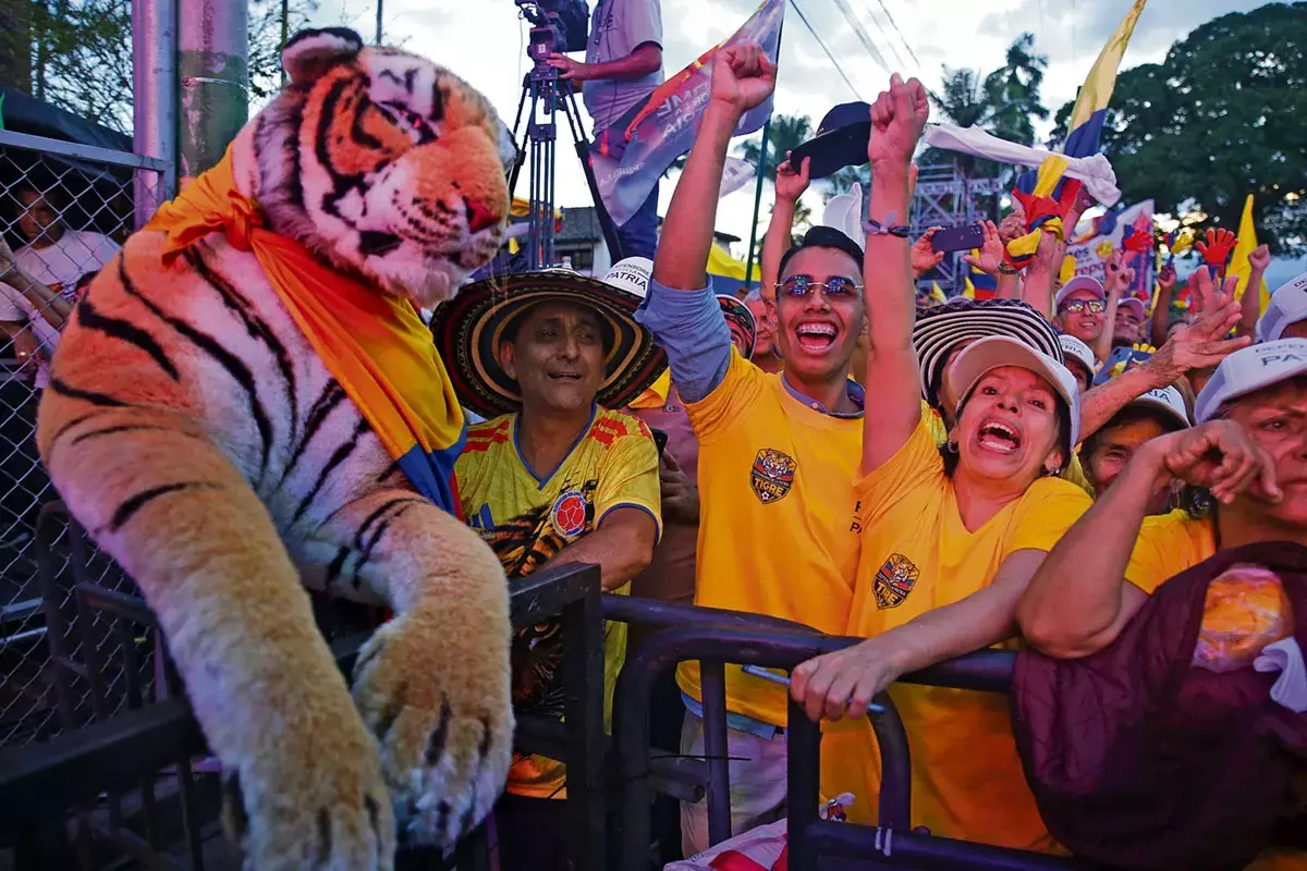 Rugen tigres y jaguares - Semanario Brecha