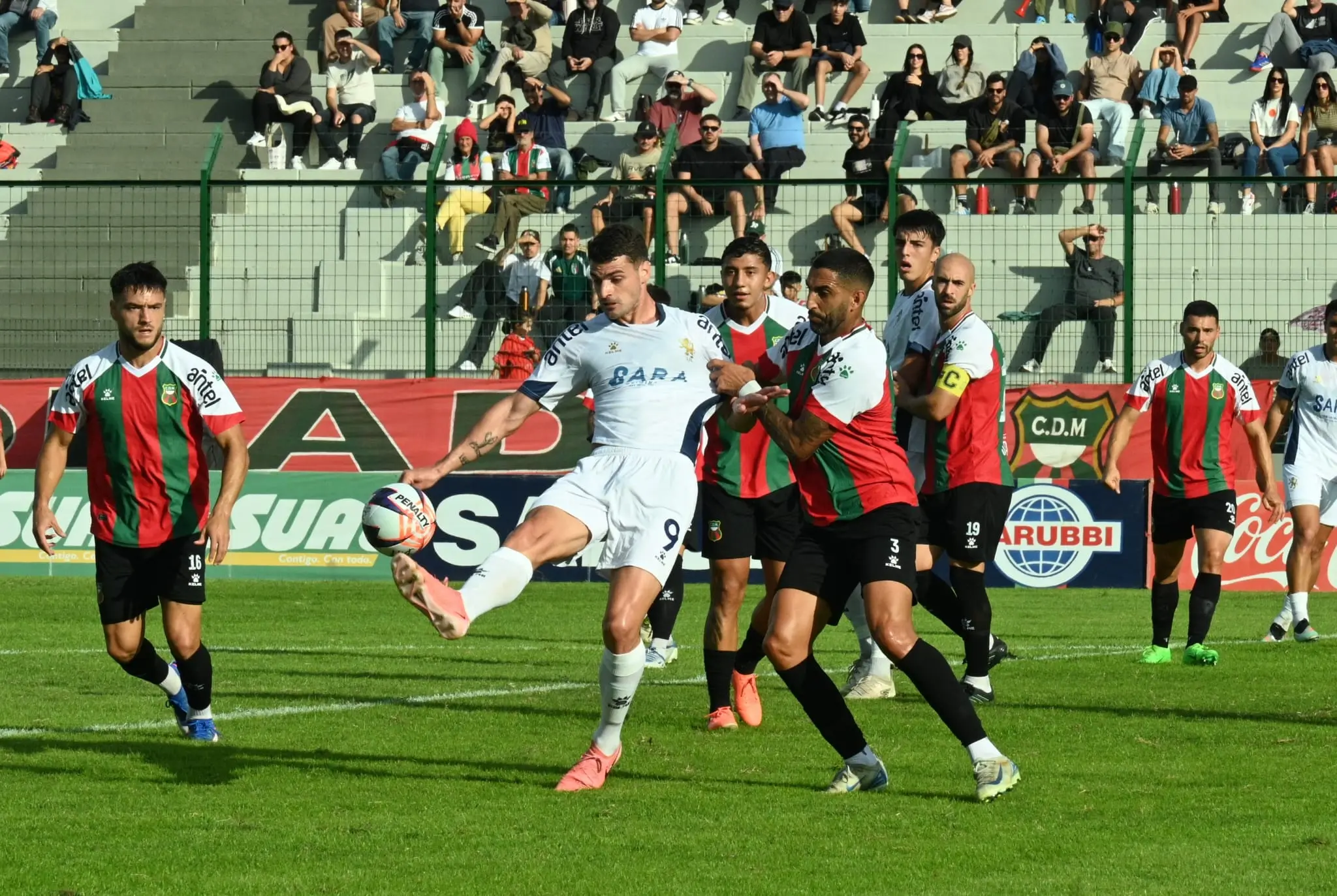 Vuelve el fútbol uruguayo con Deportivo Maldonado vs. Albion por la quinta fecha del Intermedio: hora y dónde ver