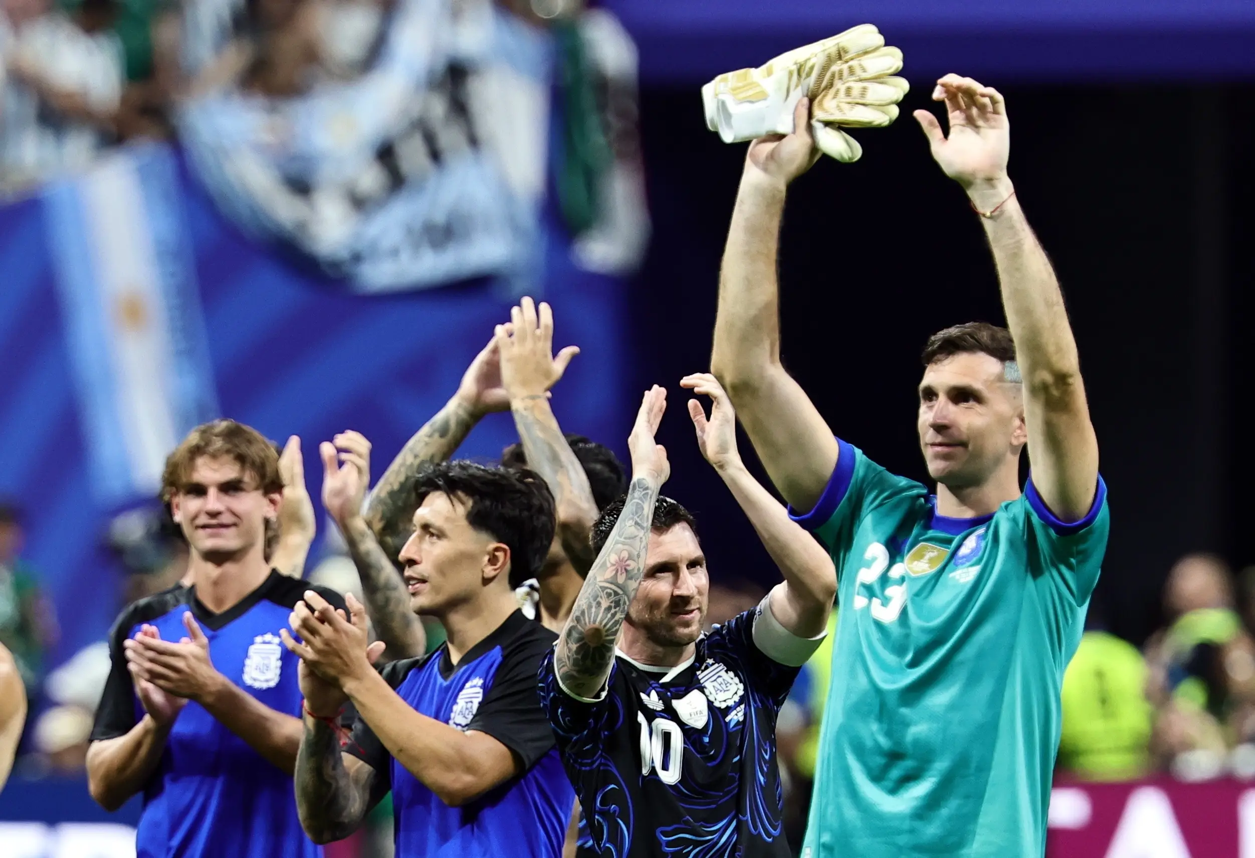 "Triunfo para siempre", "remontadísima" y "arrogancia argentina": medios internacionales tras la semifinal