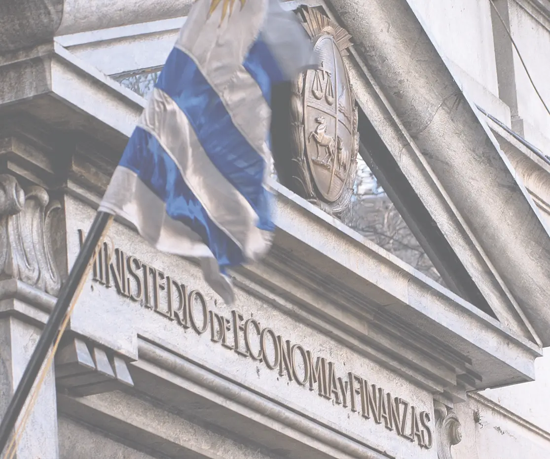 Dos ministerios de economía
