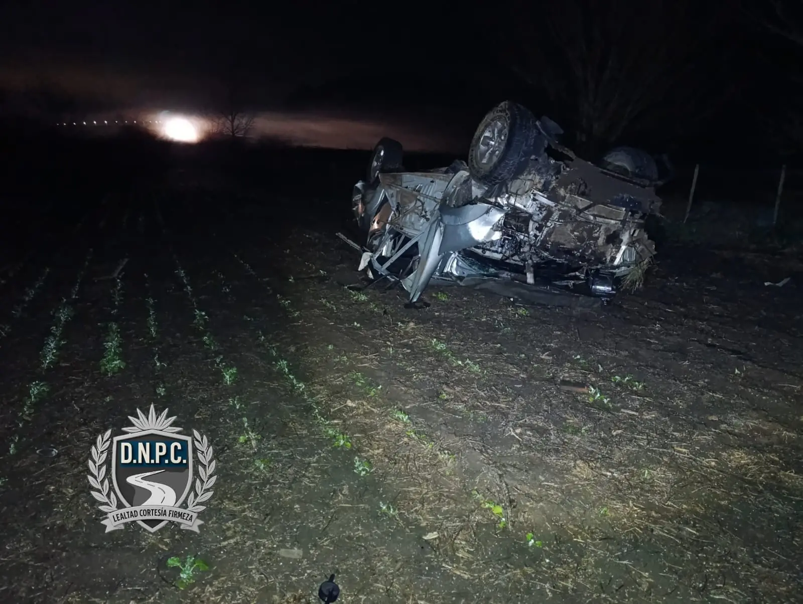 Siniestro fatal en Soriano: dos fallecidos y un herido grave tras despiste y vuelco de una camioneta