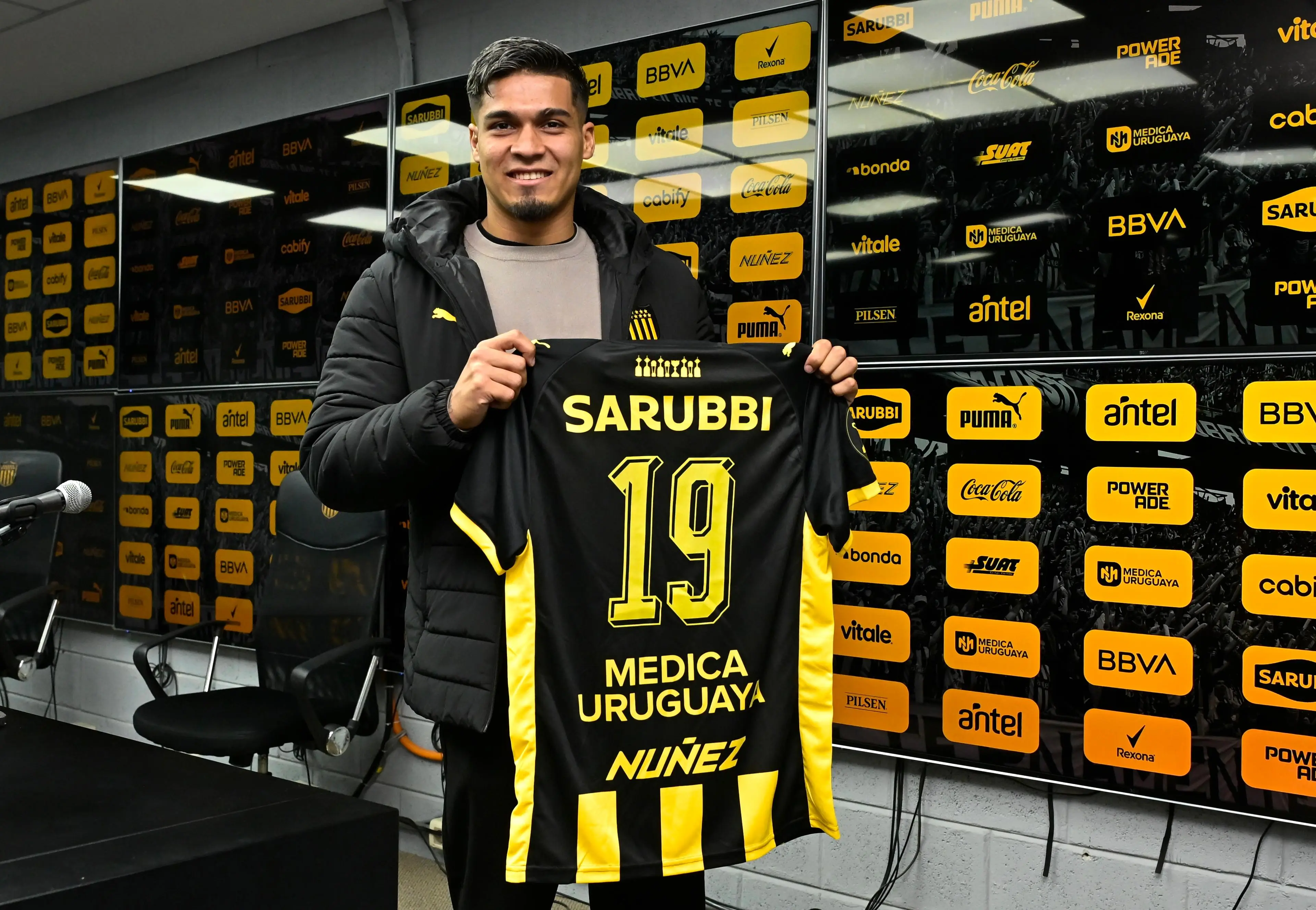 Matías Arezo y la compra de su ficha: "Este es mi lugar, quiero devolverle con goles al club esta confianza".
