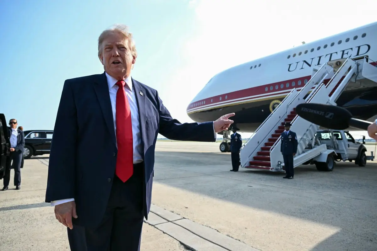 Trump cambia de avión presidencial tras cumbre de OTAN: hay dudas sobre seguridad de aeronave donada por Qatar