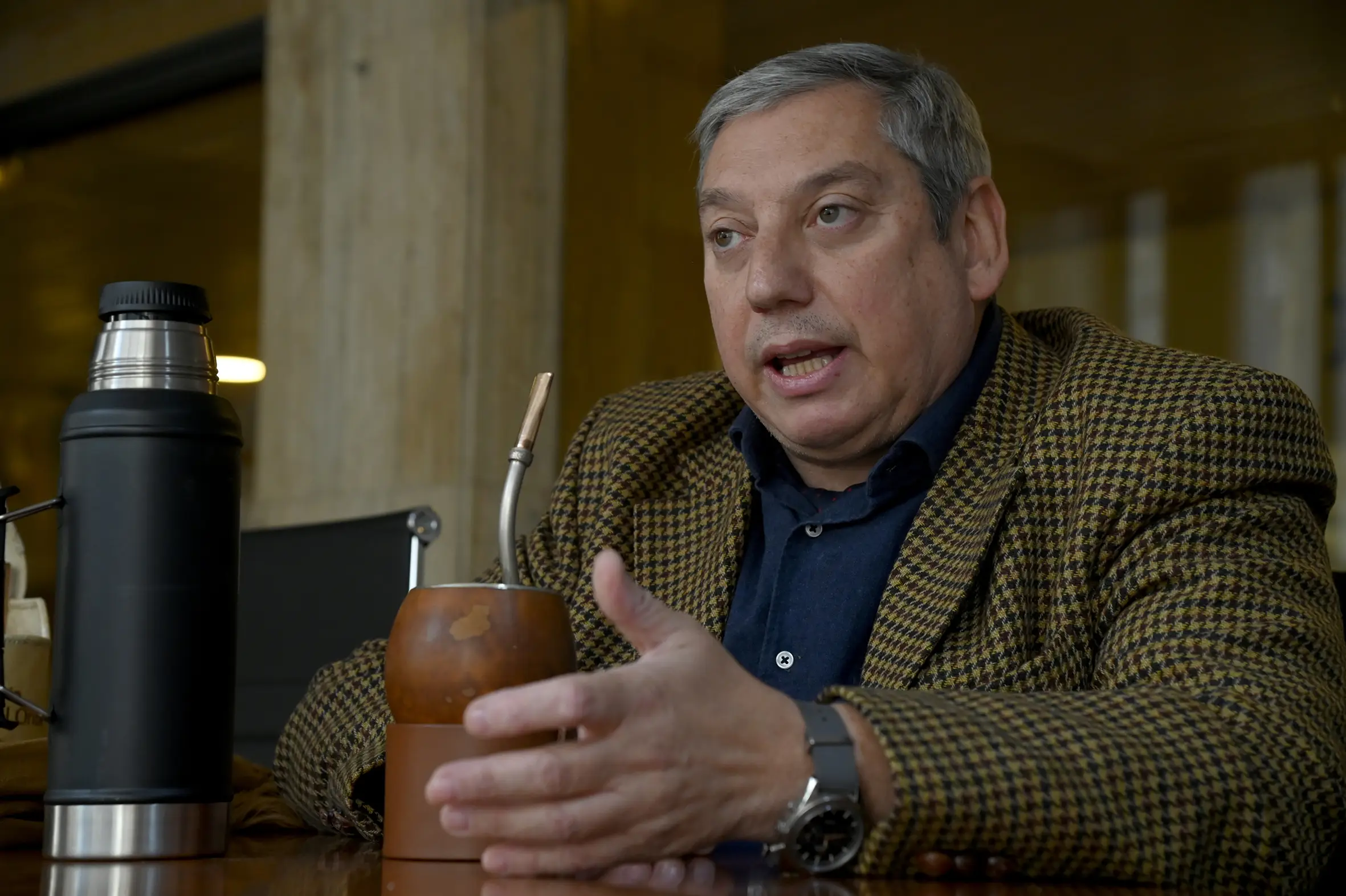 Carlos Enciso: “No nos pueden arrastrar a los intendentes a enfrentarnos en todos los temas con el gobierno"