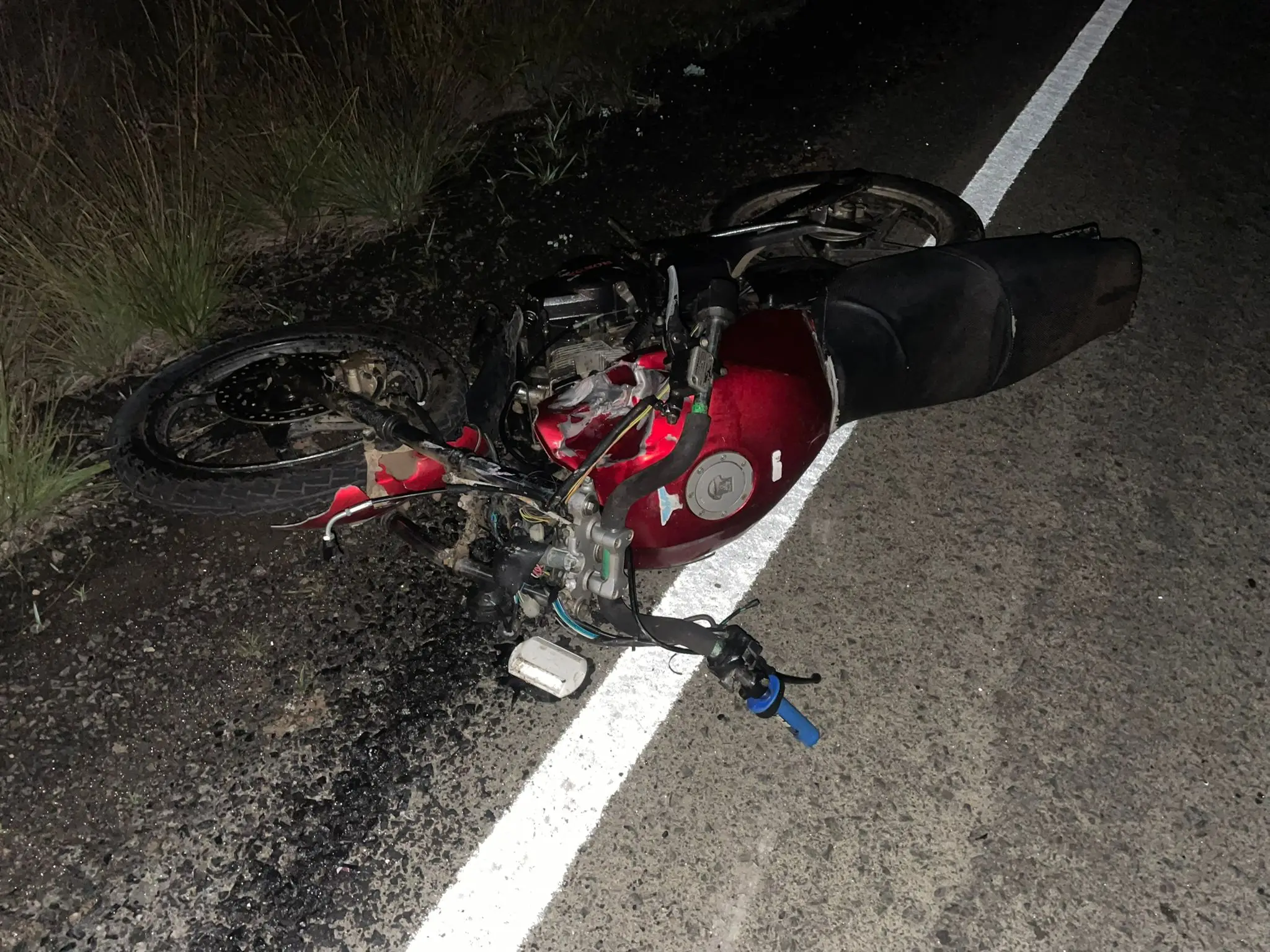 Siniestro de tránsito fatal en Salto: mueren dos motociclistas tras choque frontal