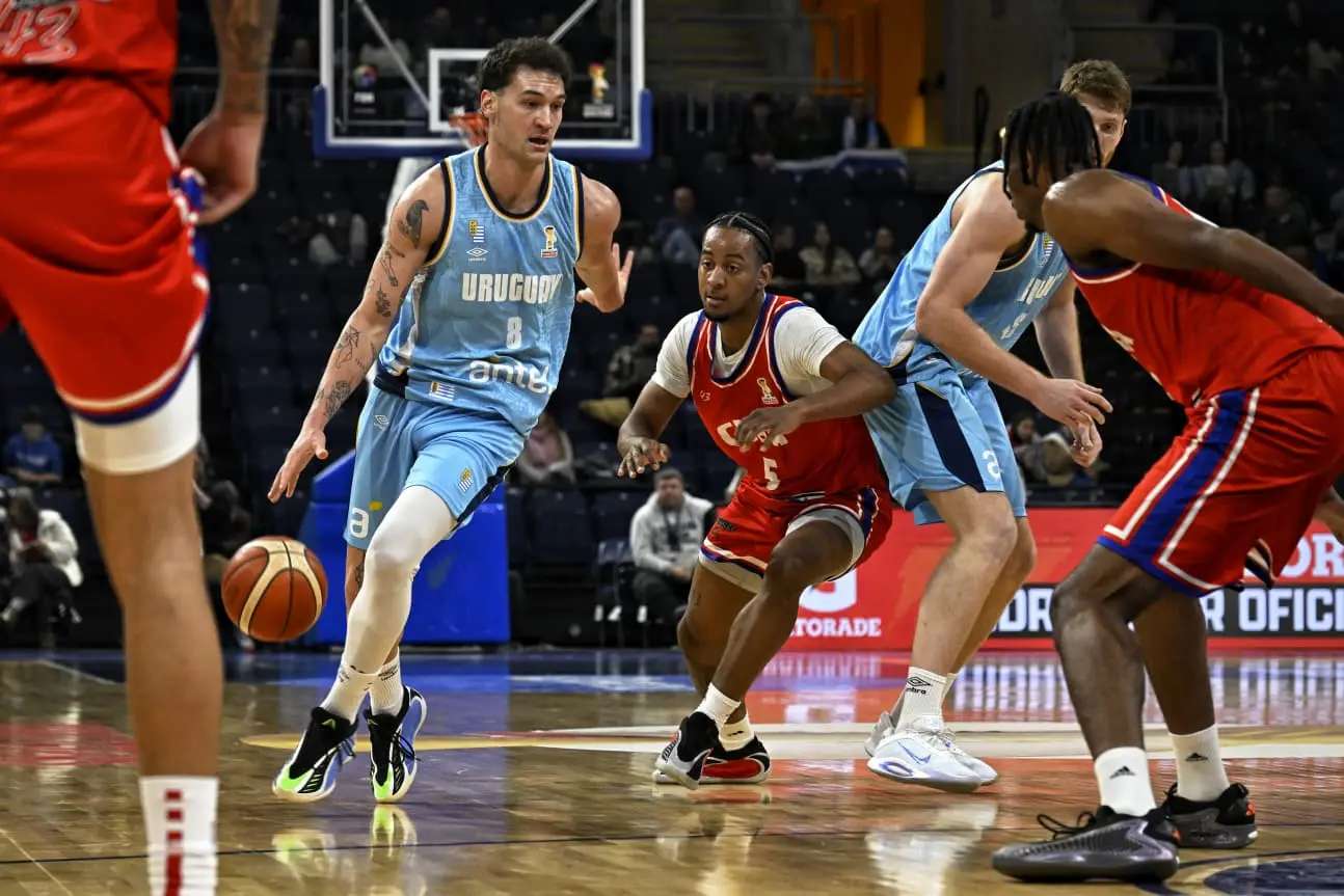 Uruguay alimentó el sueño del Mundial de básquetbol: qué partidos son claves para la clasificación