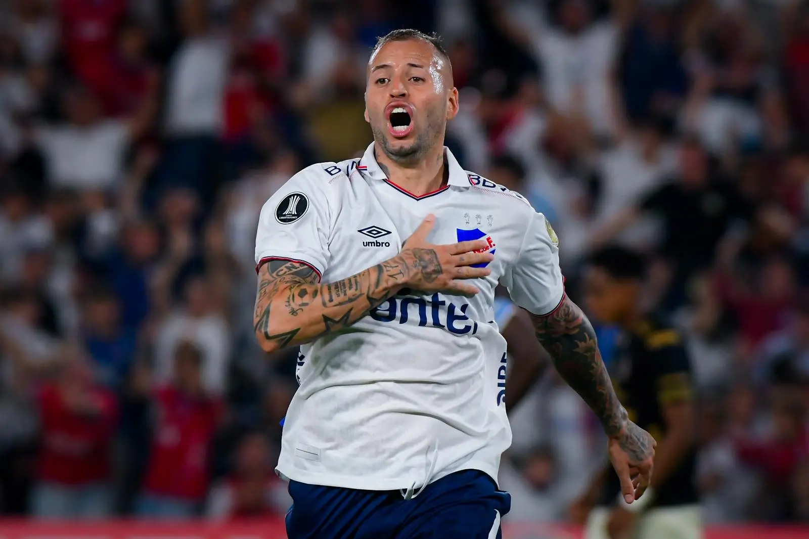 Nacional acordó la rescisión del contrato de Nicolás "Diente" López, que firmará esta semana su salida