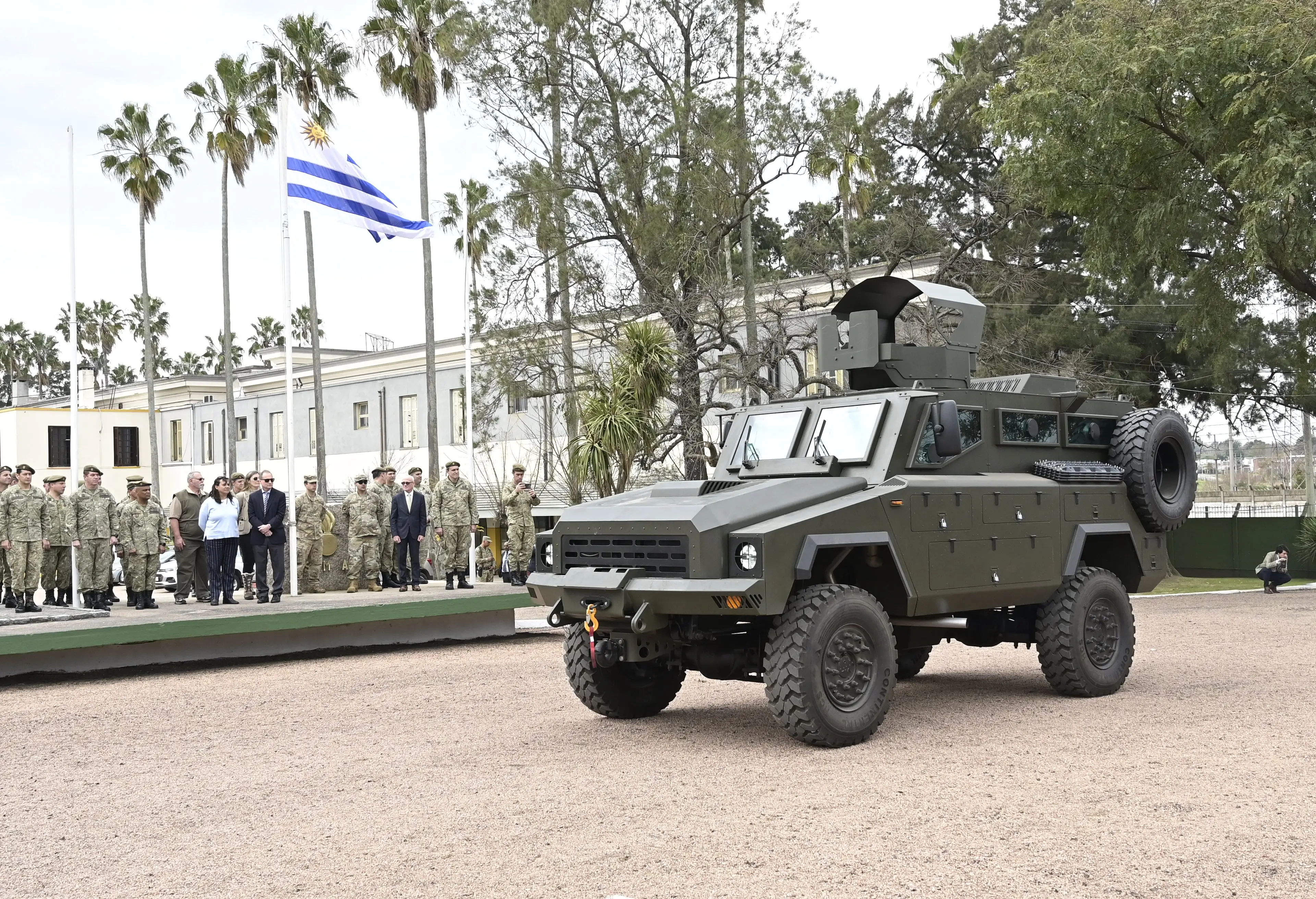 Ojeda dice respaldar plan de Orsi y presenta proyecto para regular uso de MK7 para combatir el crimen