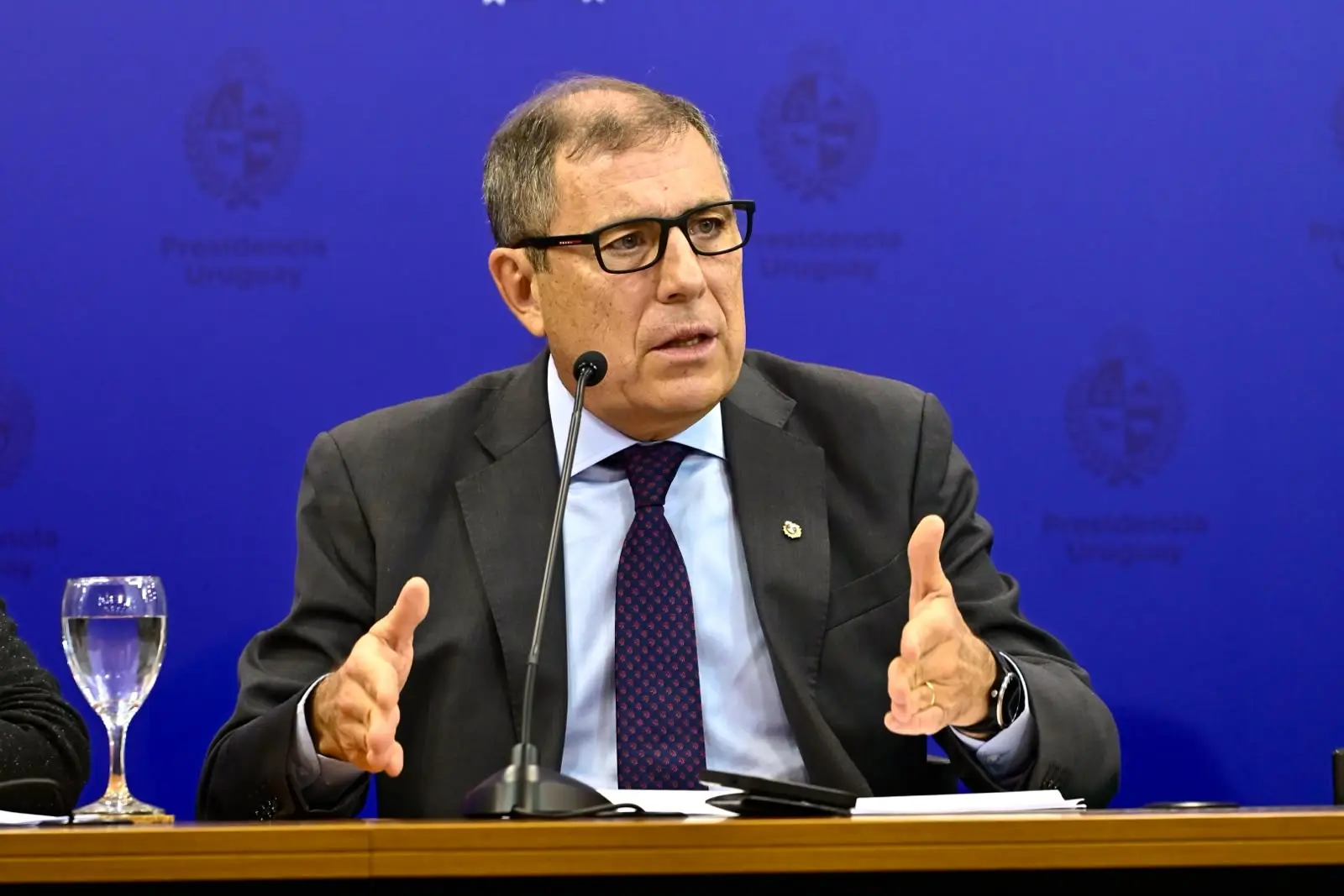 De proyecto de ley "más importante" en la economía en años, que "sorprende gratamente" a "es insuficiente" y "no mueve la aguja"