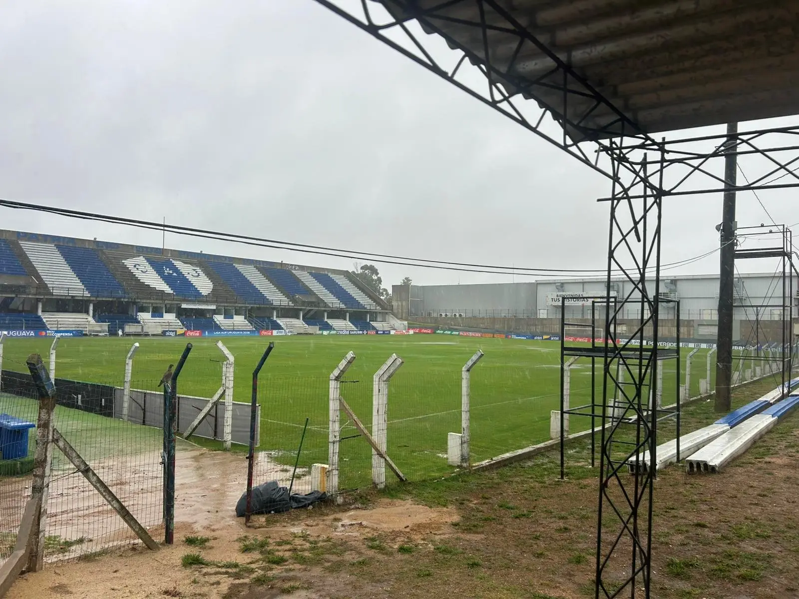 Denuncian presuntas irregularidades con servicios 222 en partidos de Juventud de Las Piedras; piden investigar