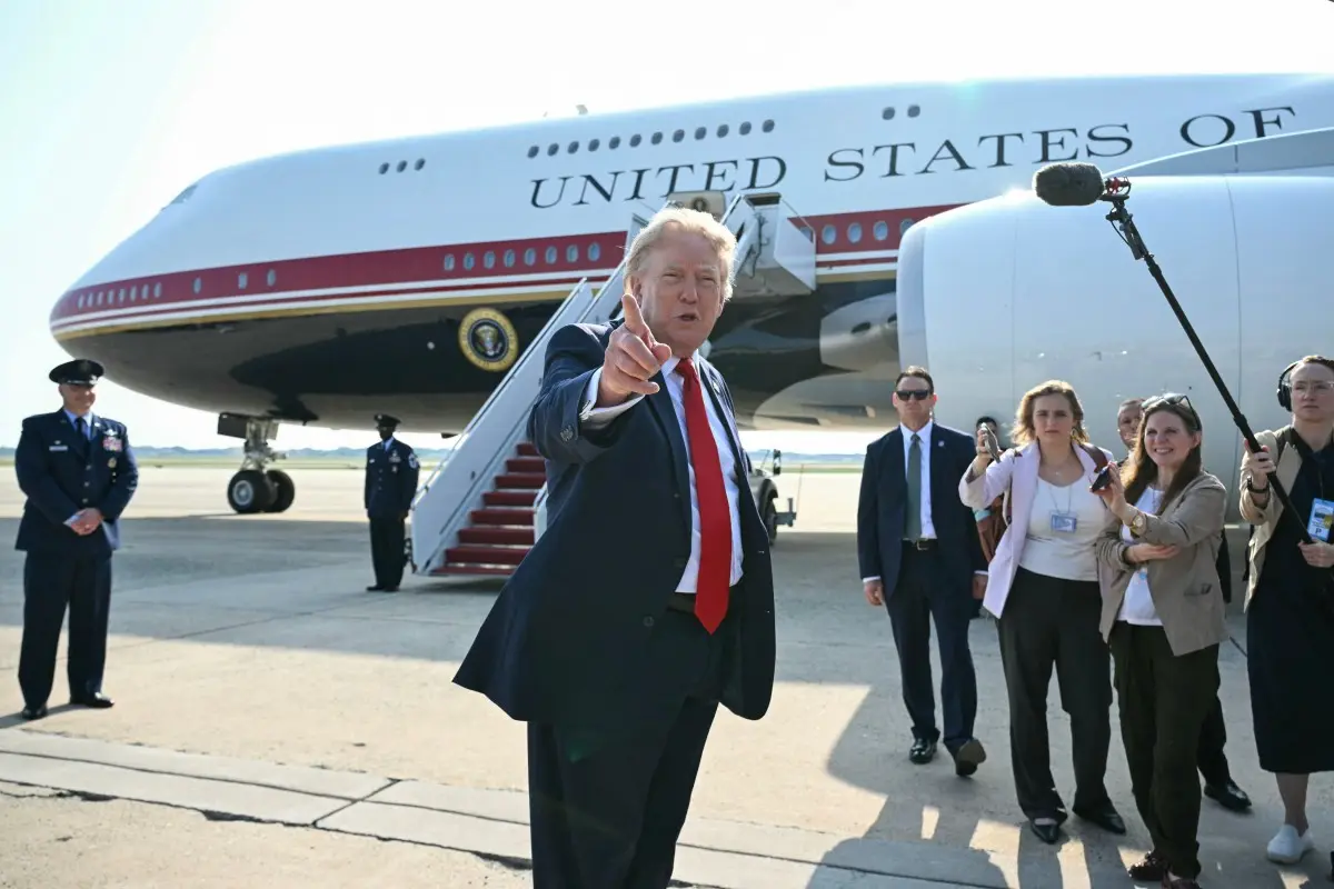 Donald Trump estrenó el Air Force One que Qatar donó a EE.UU.: la polémica detrás de la nave