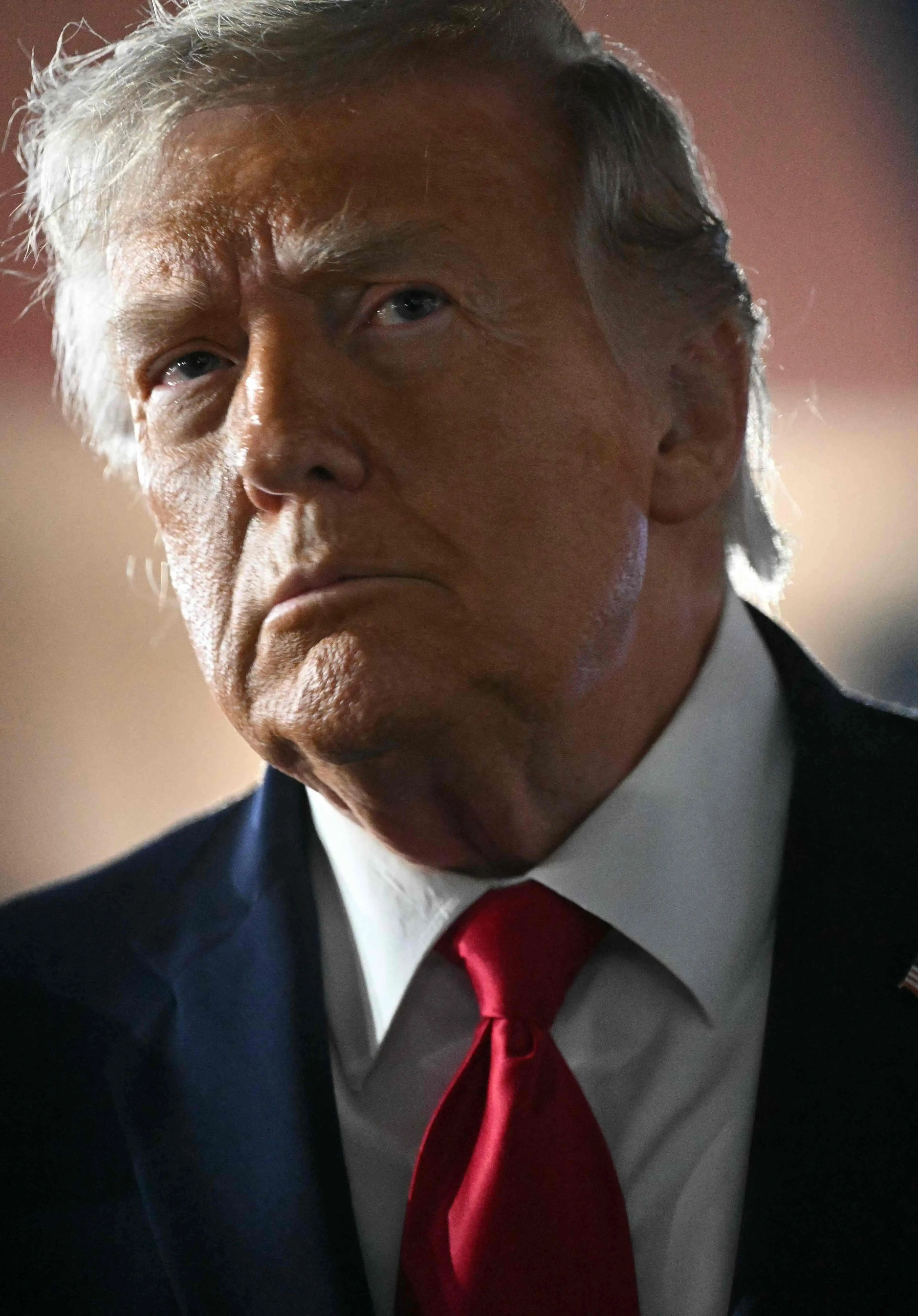 EE.UU. frena bombardeos a Irán: Trump confirma la aprobación de los puntos finales del diálogo