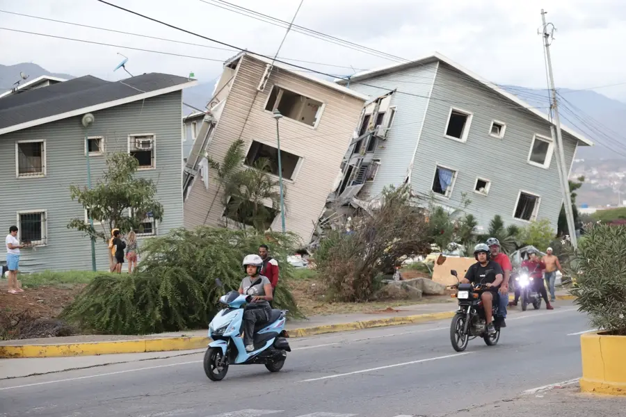 El gobierno inició coordinación para dar "apoyo humanitario" a Venezuela tras terremotos fatales, dijo Lazo
