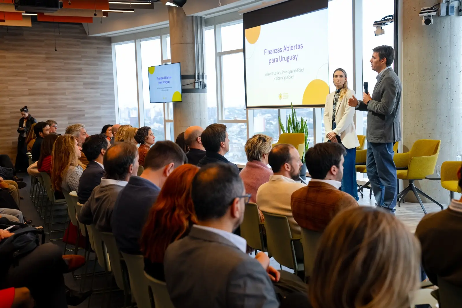 Anteproyecto de ley del Banco Central permitirá dar "crédito decente" que hoy no hay, dicen las fintechs