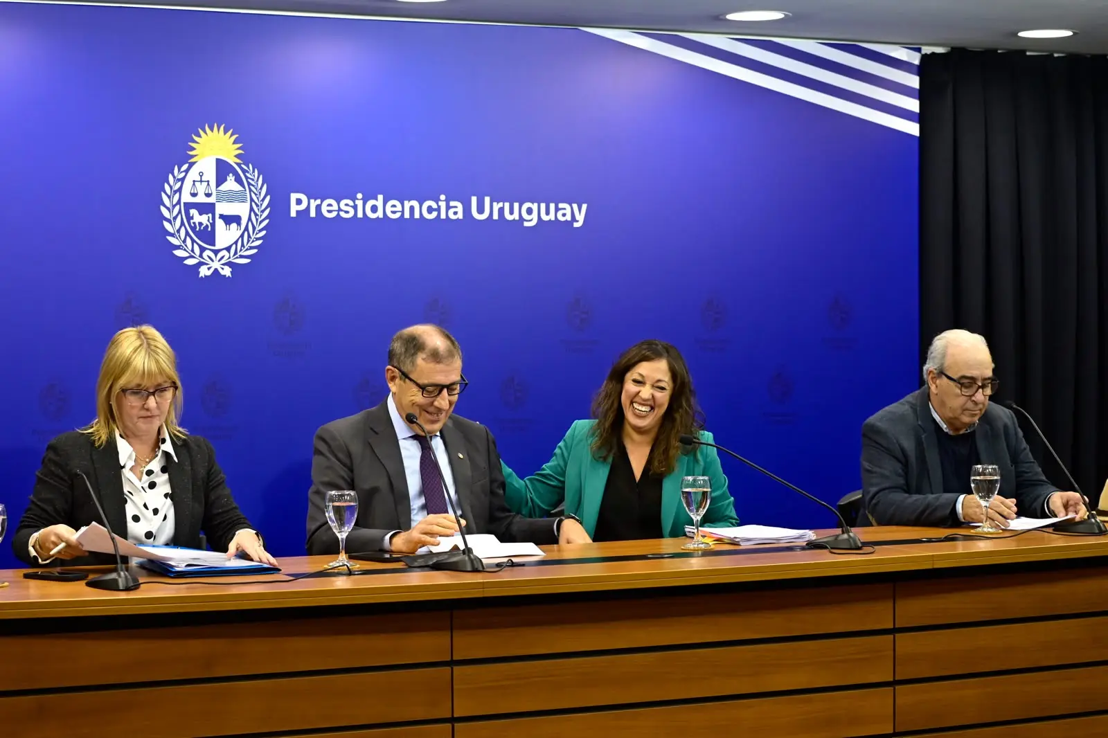El proyecto de ley que trae "menos rigidices y menos burocracia" estatal para un país "competitivo" y "menos caro", según Oddone