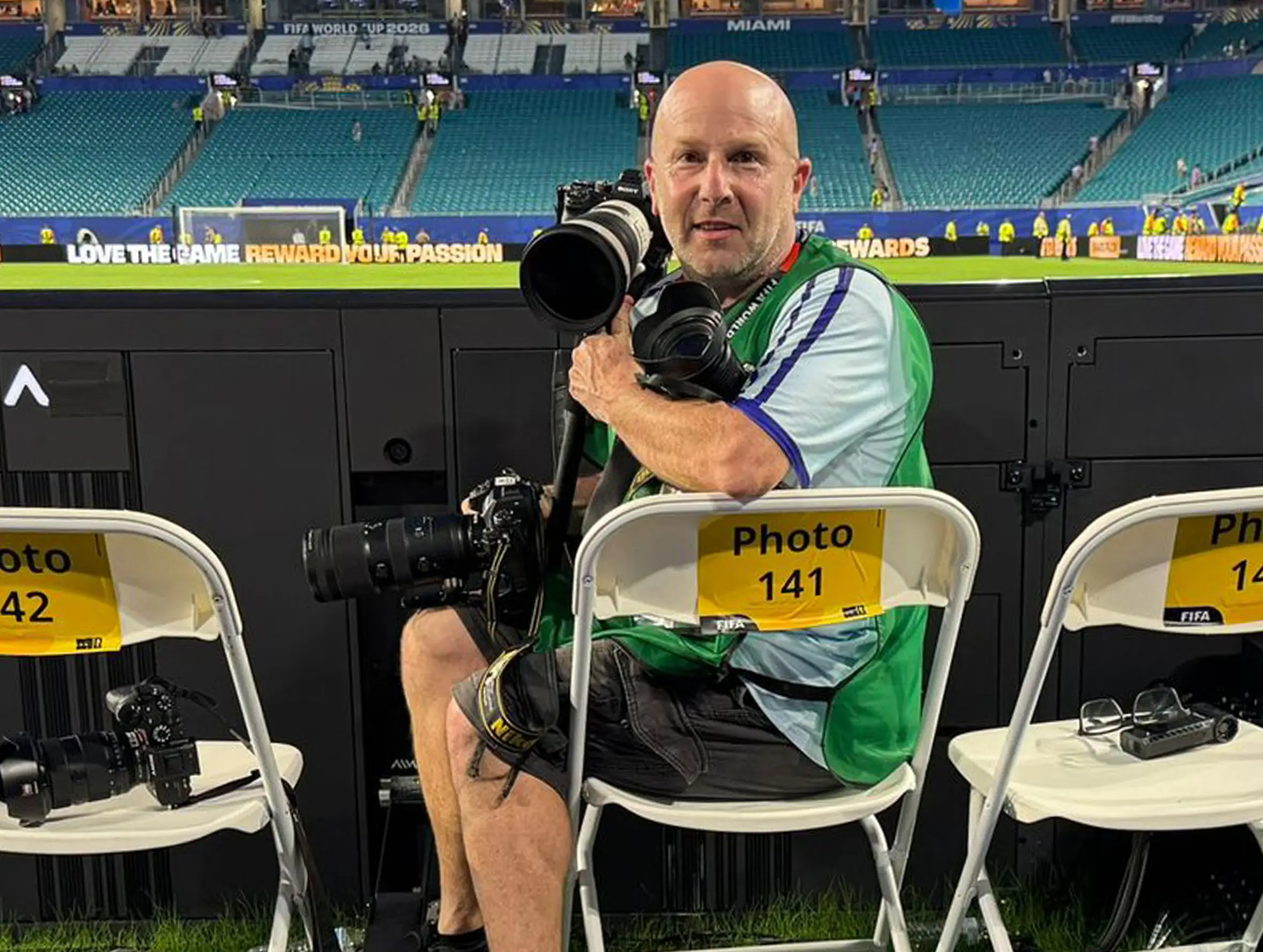 El hombre detrás de las fotos más recordadas de la Celeste: cinco Mundiales con "Pájaro" Singer