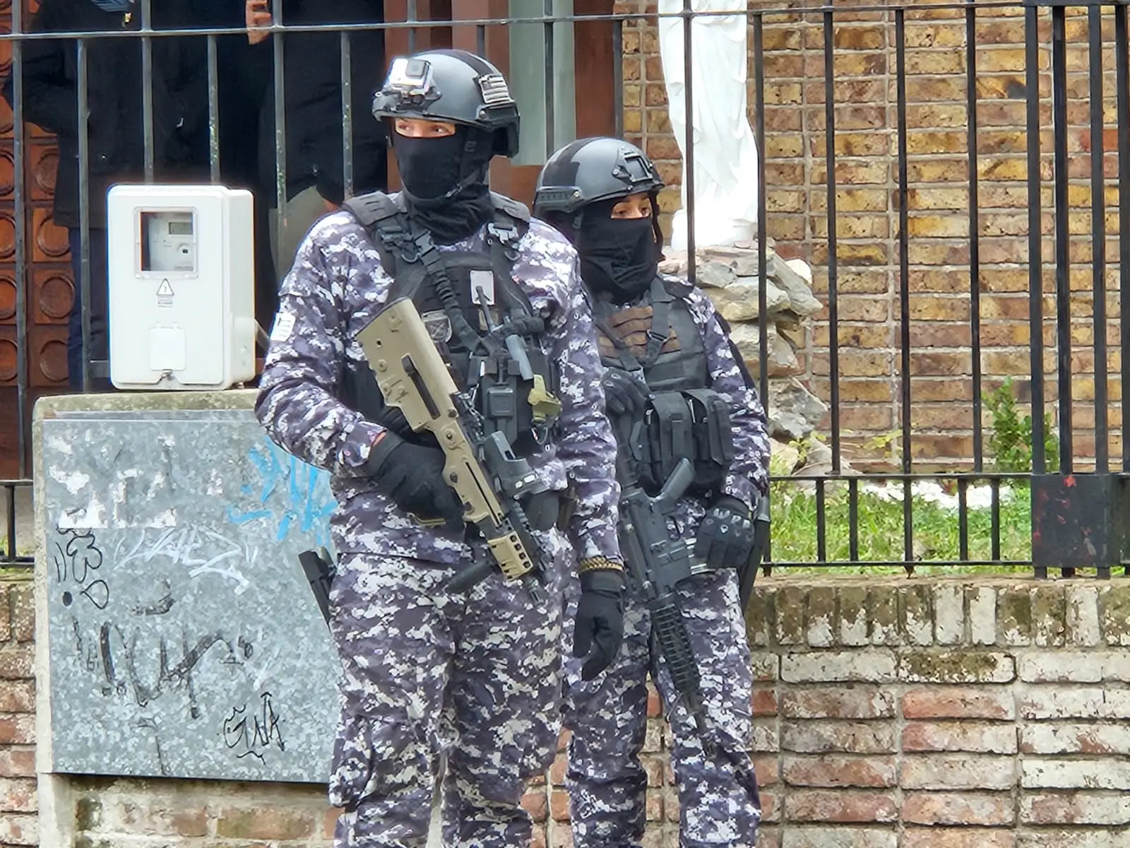 "Les llegó una información falsa": responsable del residencial rapiñado dijo que el lugar "fue entregado"