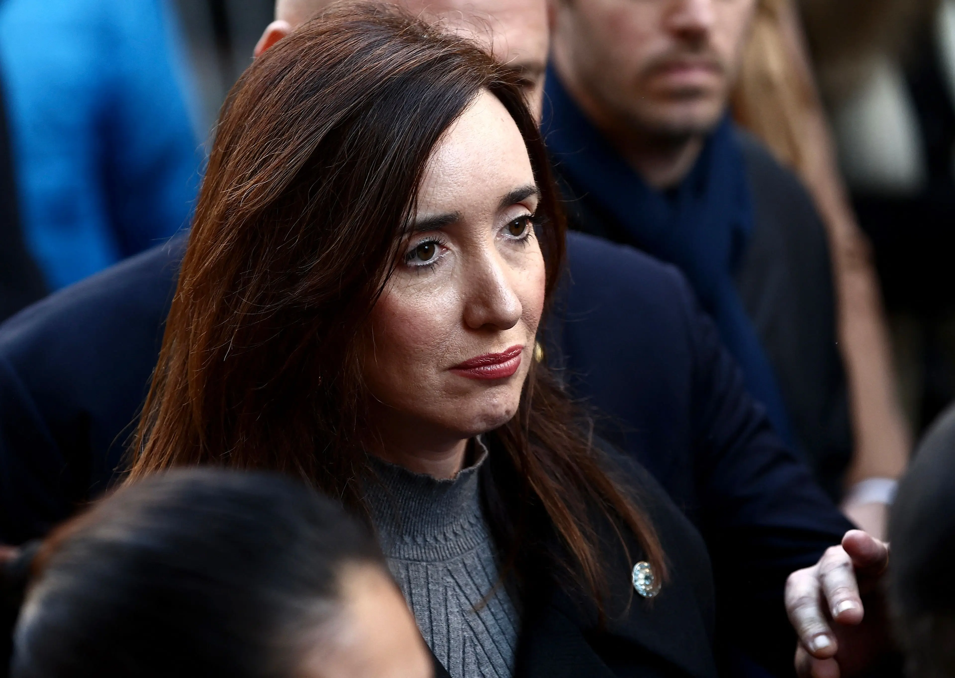 Milei se separa aún más de Villarruel tras demostrar apoyo público a Adorni
