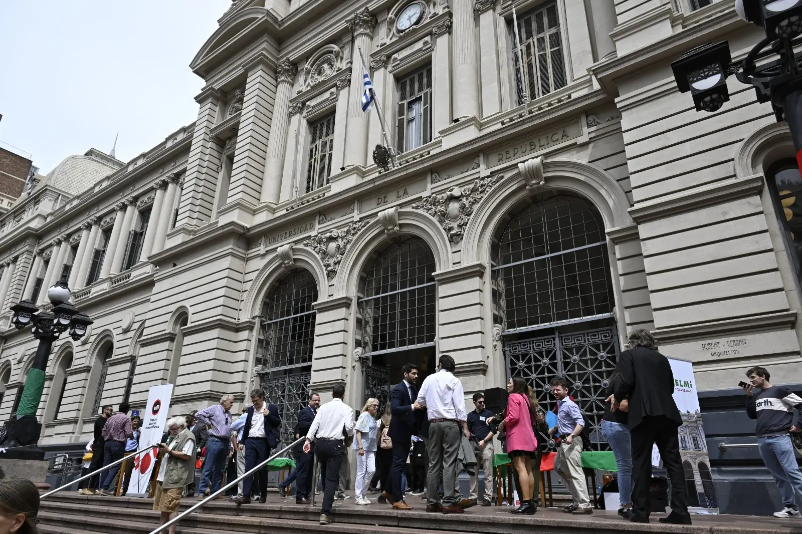 Udelar pide incremento presupuestal de US$ 100 millones para 2027 para becas, obras y mayores salarios