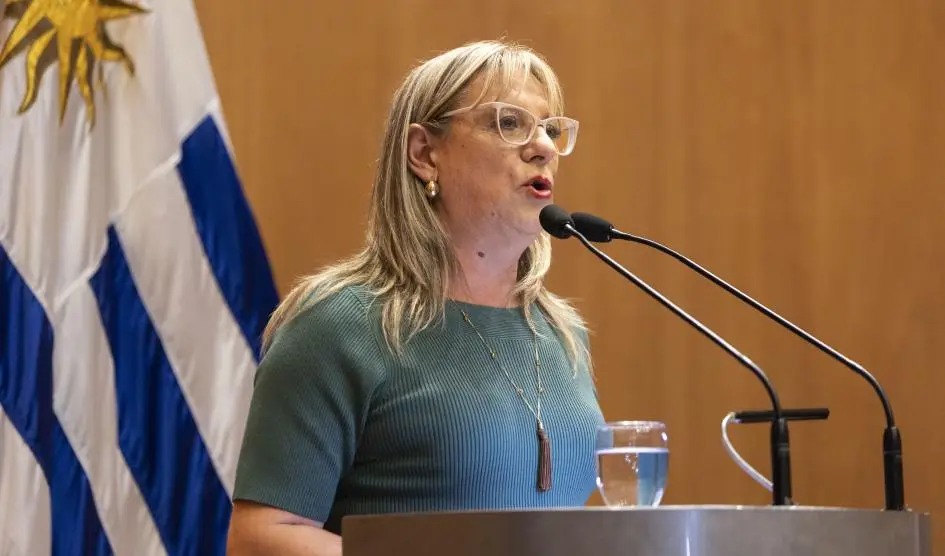 "Fui víctima de los juegos de poder": Collette Spinetti, cesada del gobierno, espera conversar con Orsi