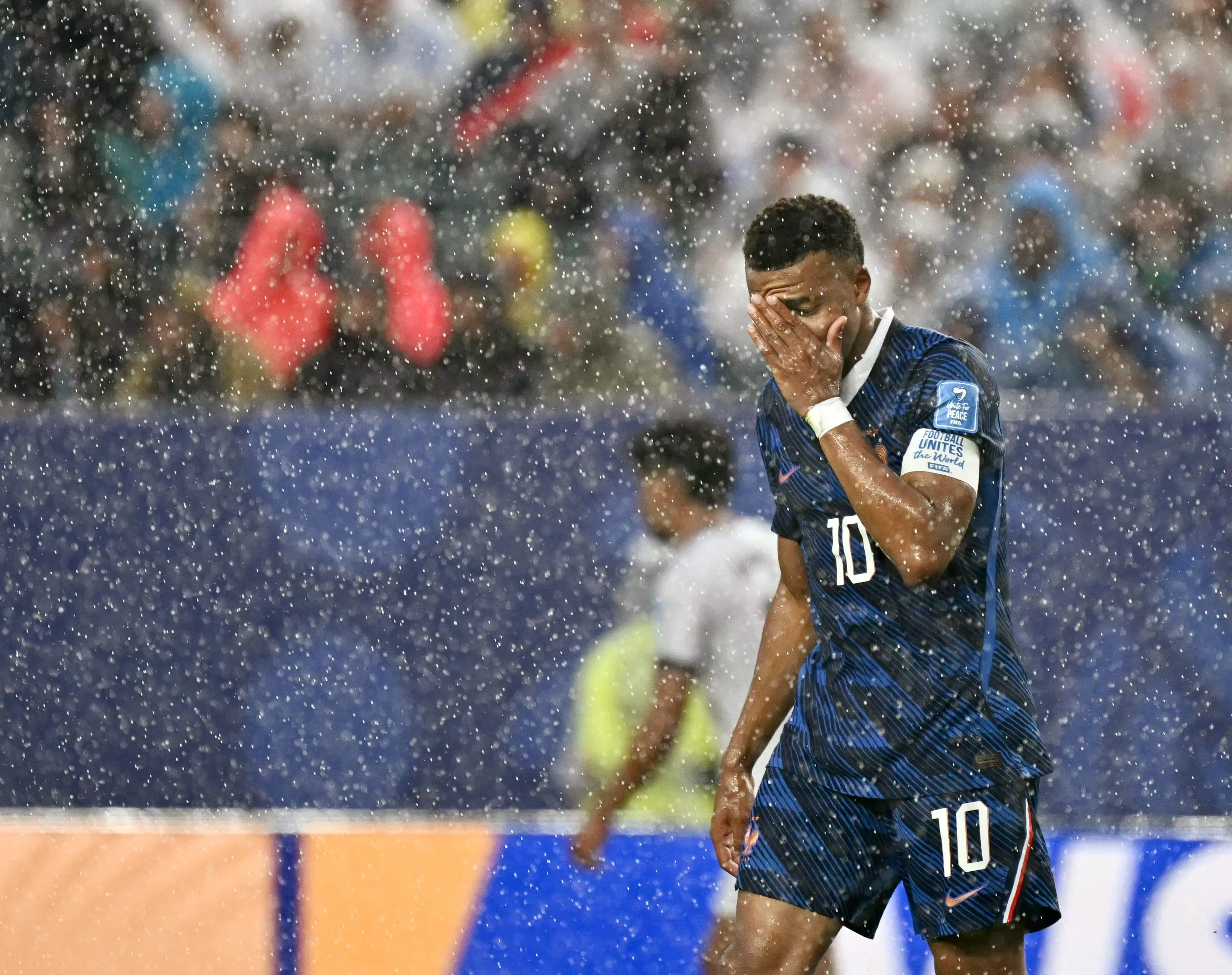 Después de 41 partidos, se suspendió el primer encuentro del Mundial 2026 por tormenta y fue Francia vs. Irak
