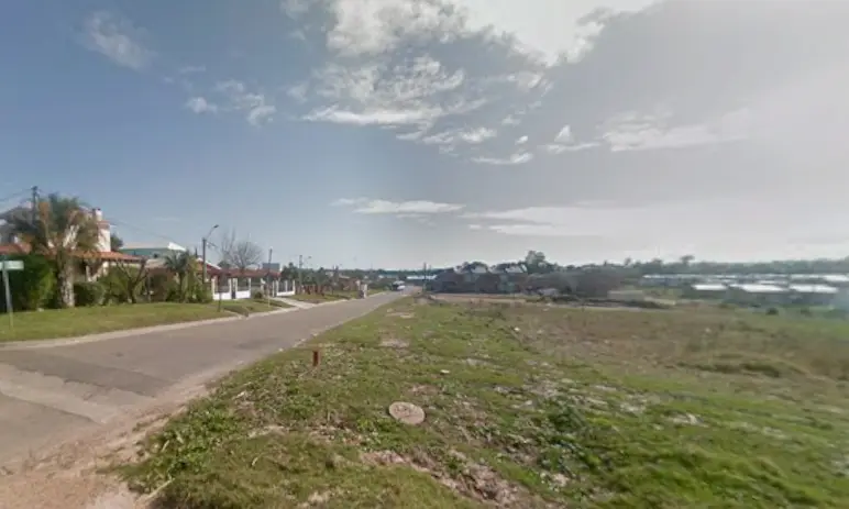 Adolescente de 14 años murió acribillado dentro de un auto en Maldonado: Policía busca a los responsables
