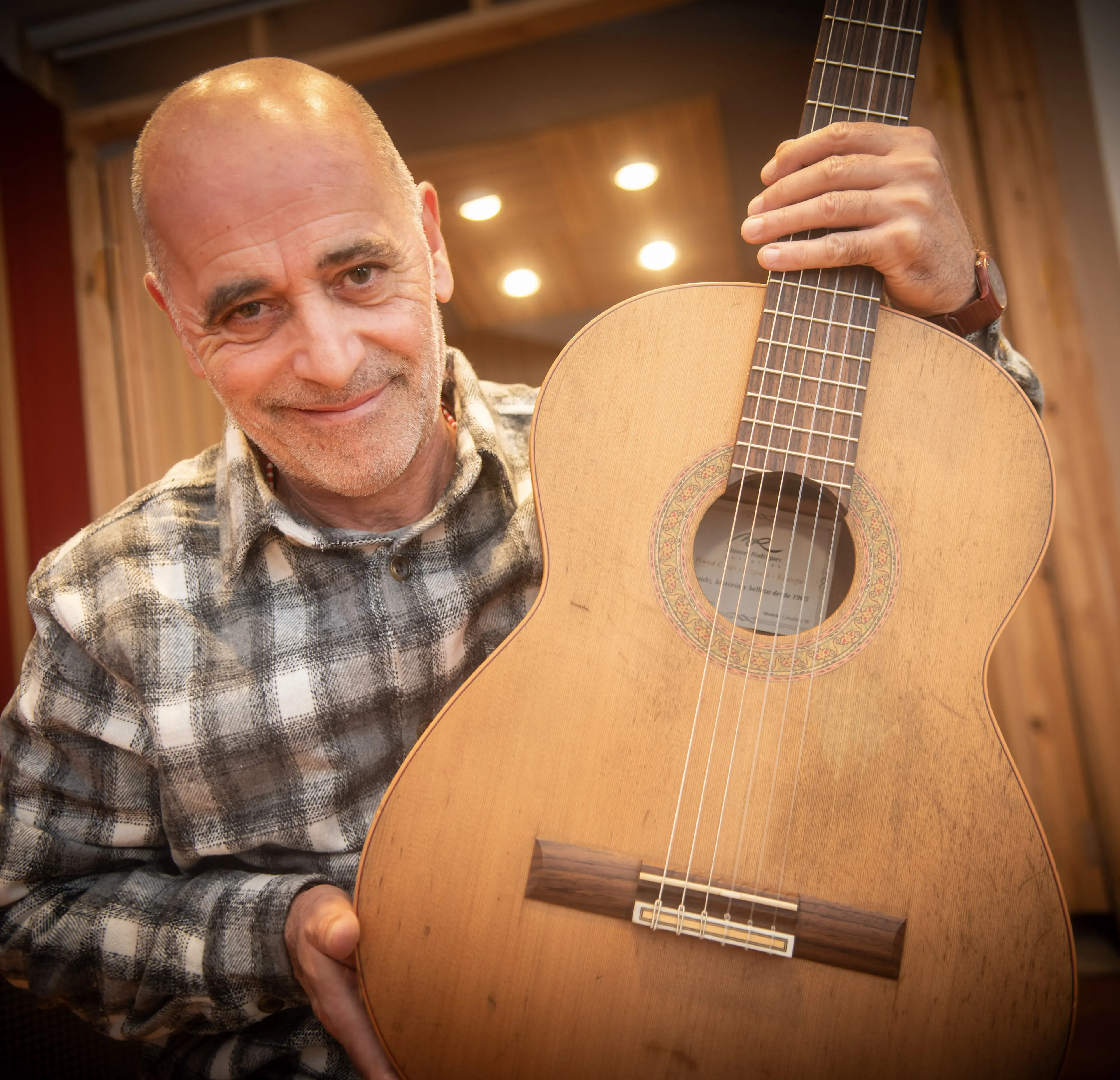La historia de "Descolgando el cielo": cómo la canción de Pitufo Lombardo se convirtió en un himno celeste