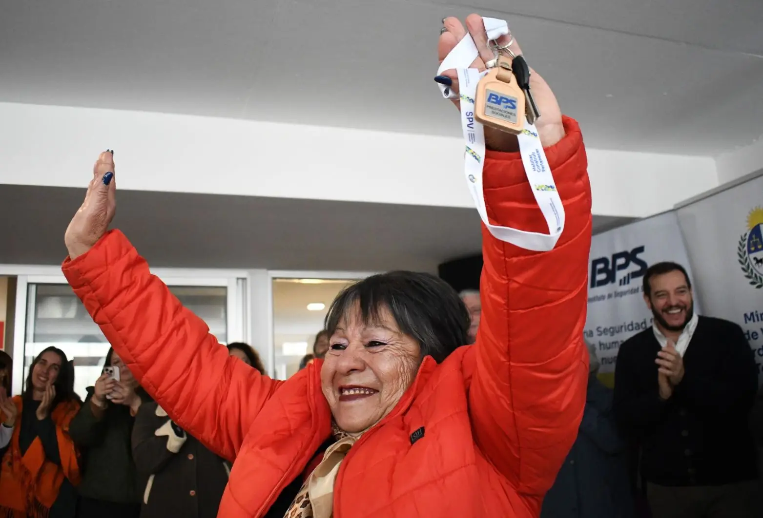 BPS entregó viviendas a jubilados y pensionistas en Montevideo: quiénes pueden inscribirse al programa