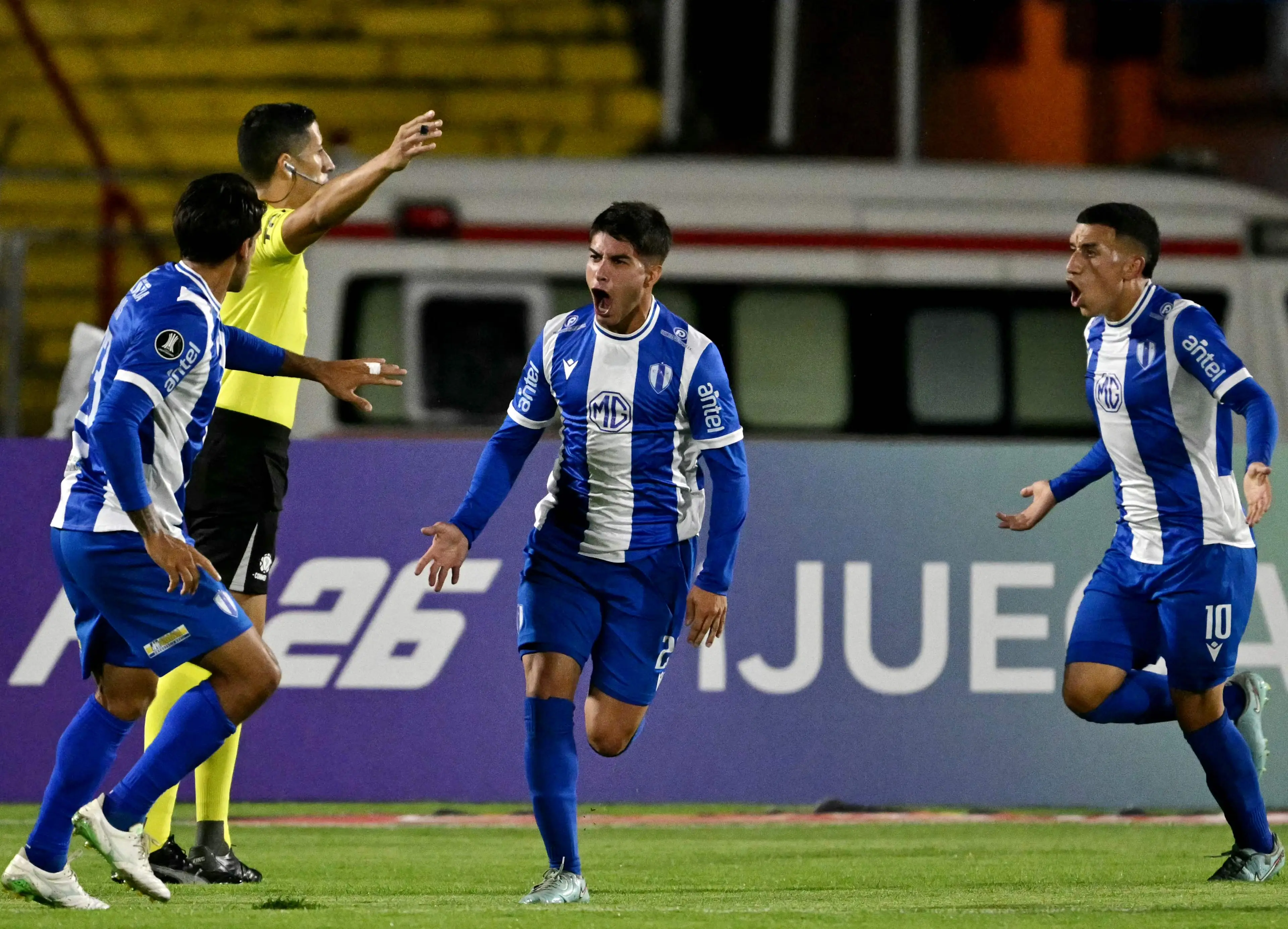 Renzo Sánchez a un paso de arribar a Wanderers: qué es lo que falta y por qué no podría jugar ante Nacional