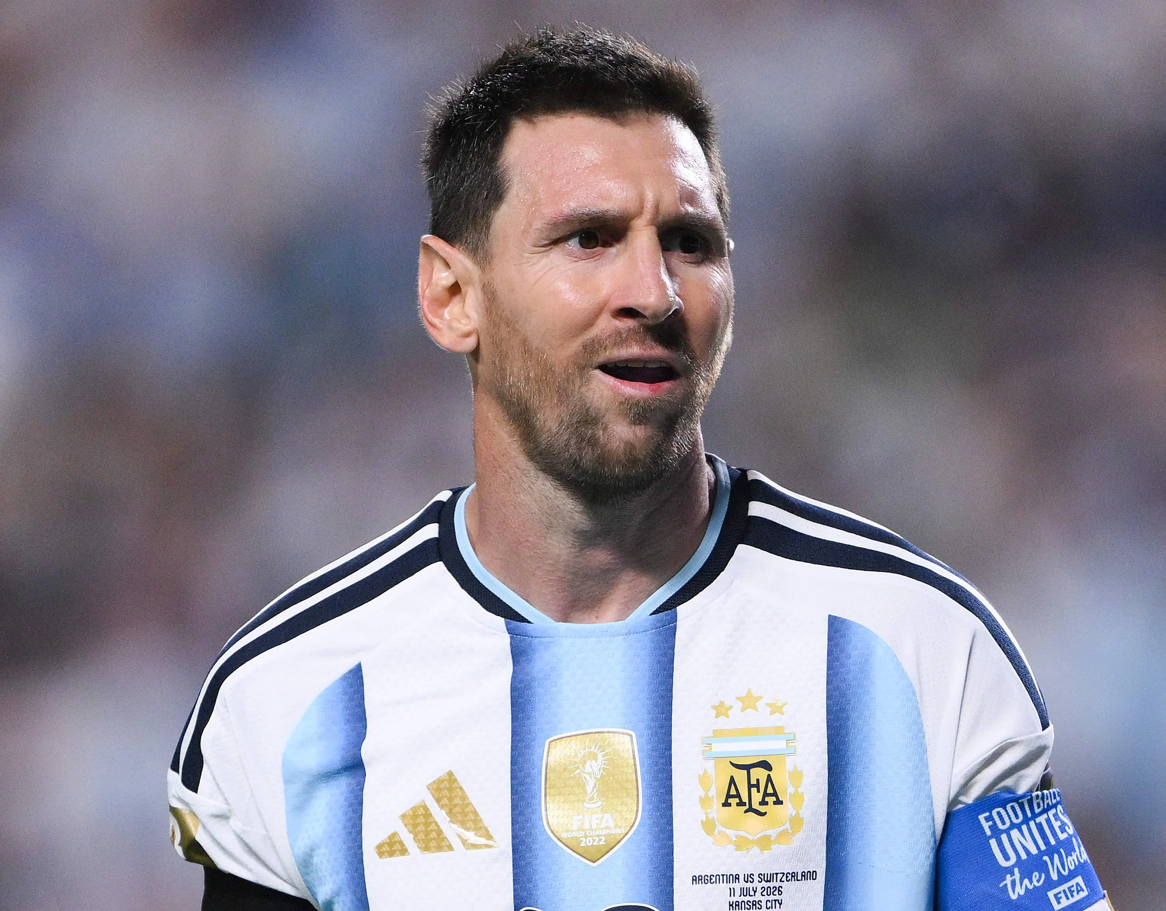 “El favorito de Messi”: medios ingleses criticaron al árbitro para Inglaterra vs. Argentina en el Mundial 2026