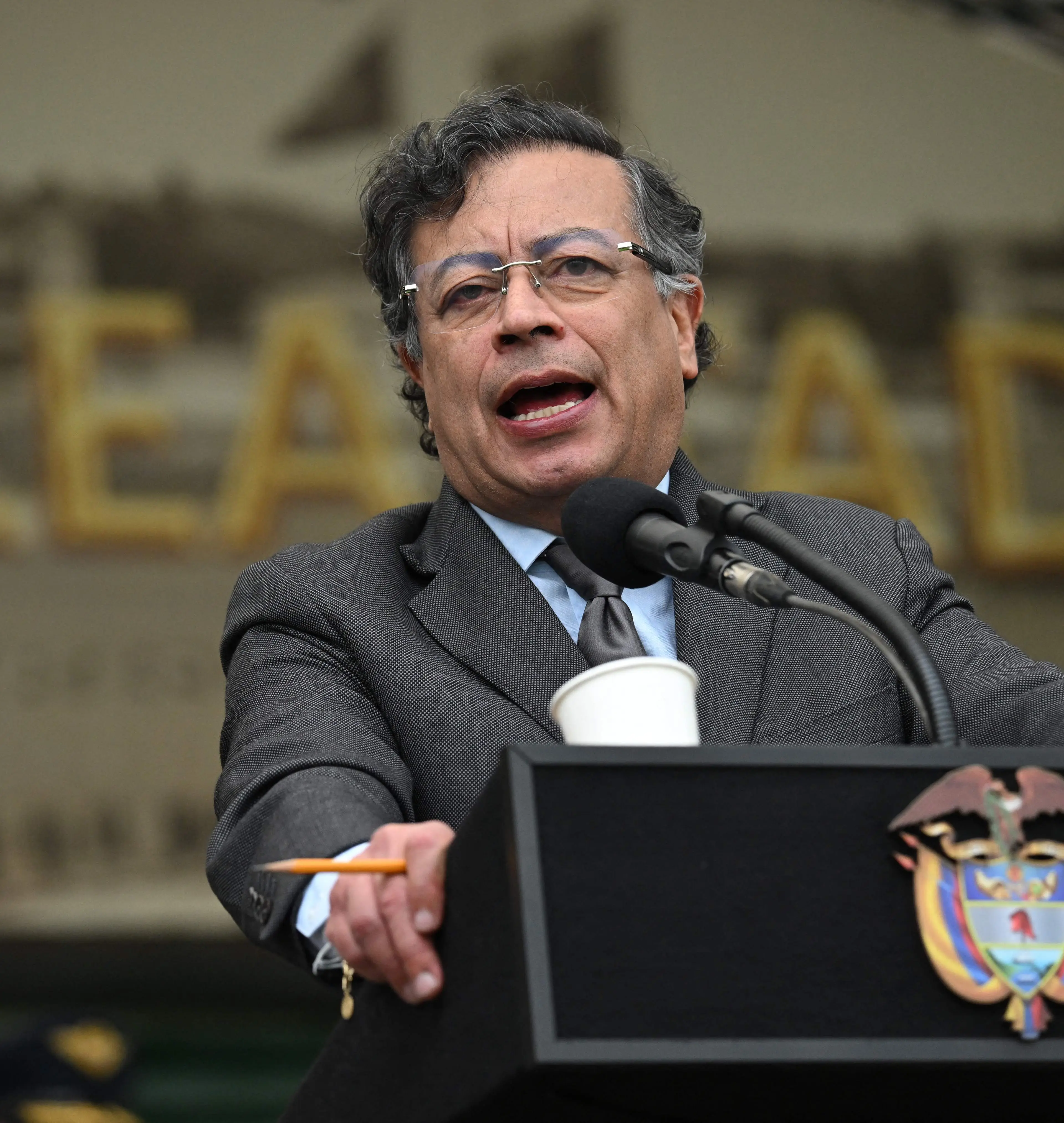 Elecciones en Perú: Gustavo Petro celebró el triunfo de la izquierda antes de los datos oficiales