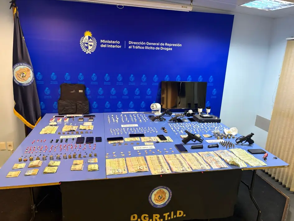 Violencia y operativos policiales en Marconi y Plácido Ellauri
