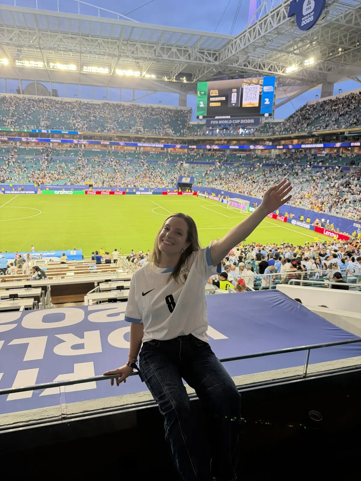Es psicóloga, ganó un certamen en Canal 12 y cumple el sueño de cubrir un Mundial: "Se me caían las lágrimas"