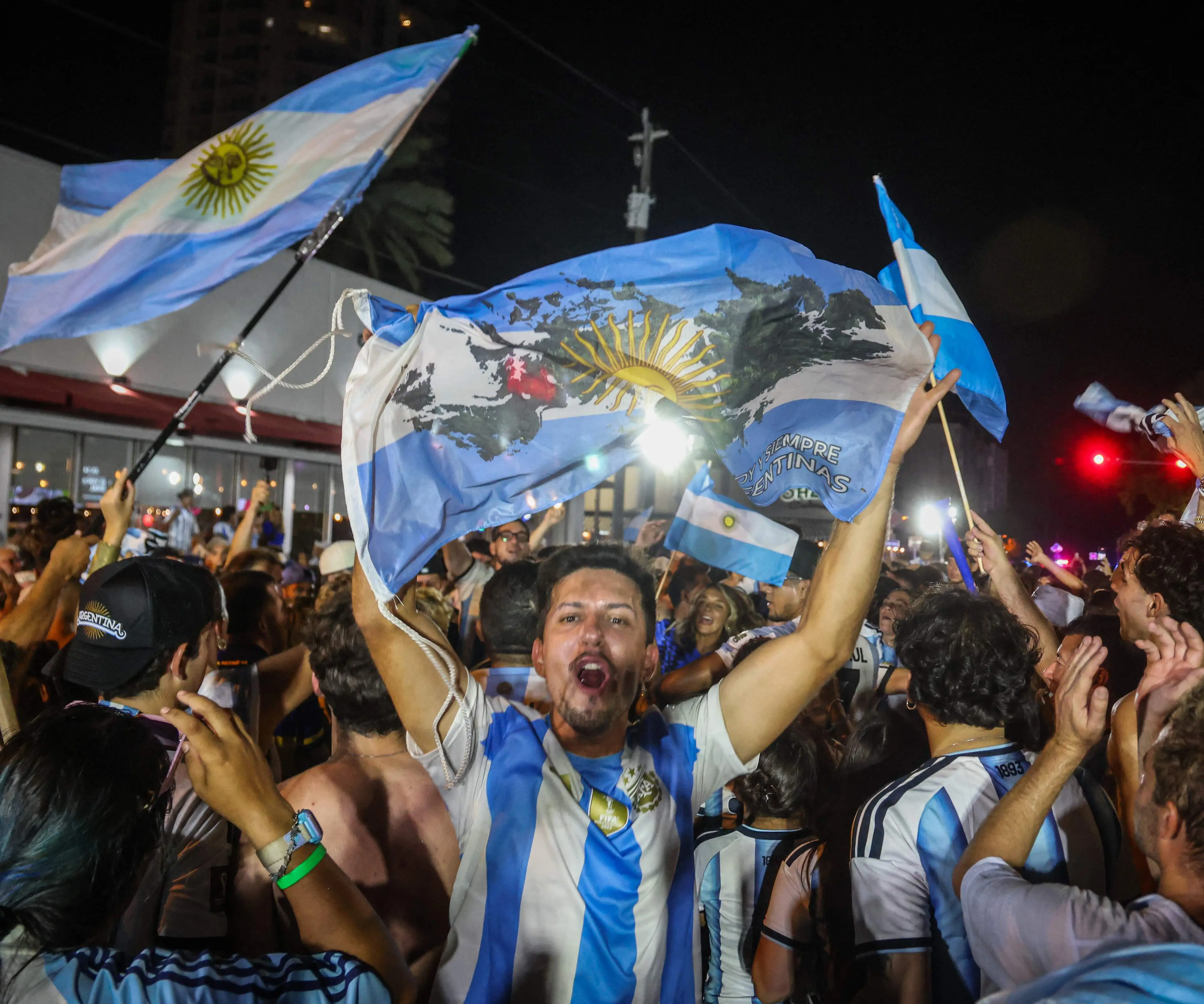 "El horno no está para bollos": con humor, la embajada británica en Argentina se pronunció antes de la semifinal