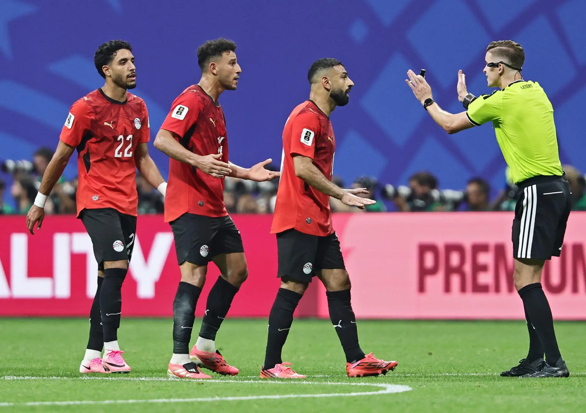 VAR, polémica y reclamo de Egipto: el partido de Argentina tuvo dos jugadas que encendieron las protestas