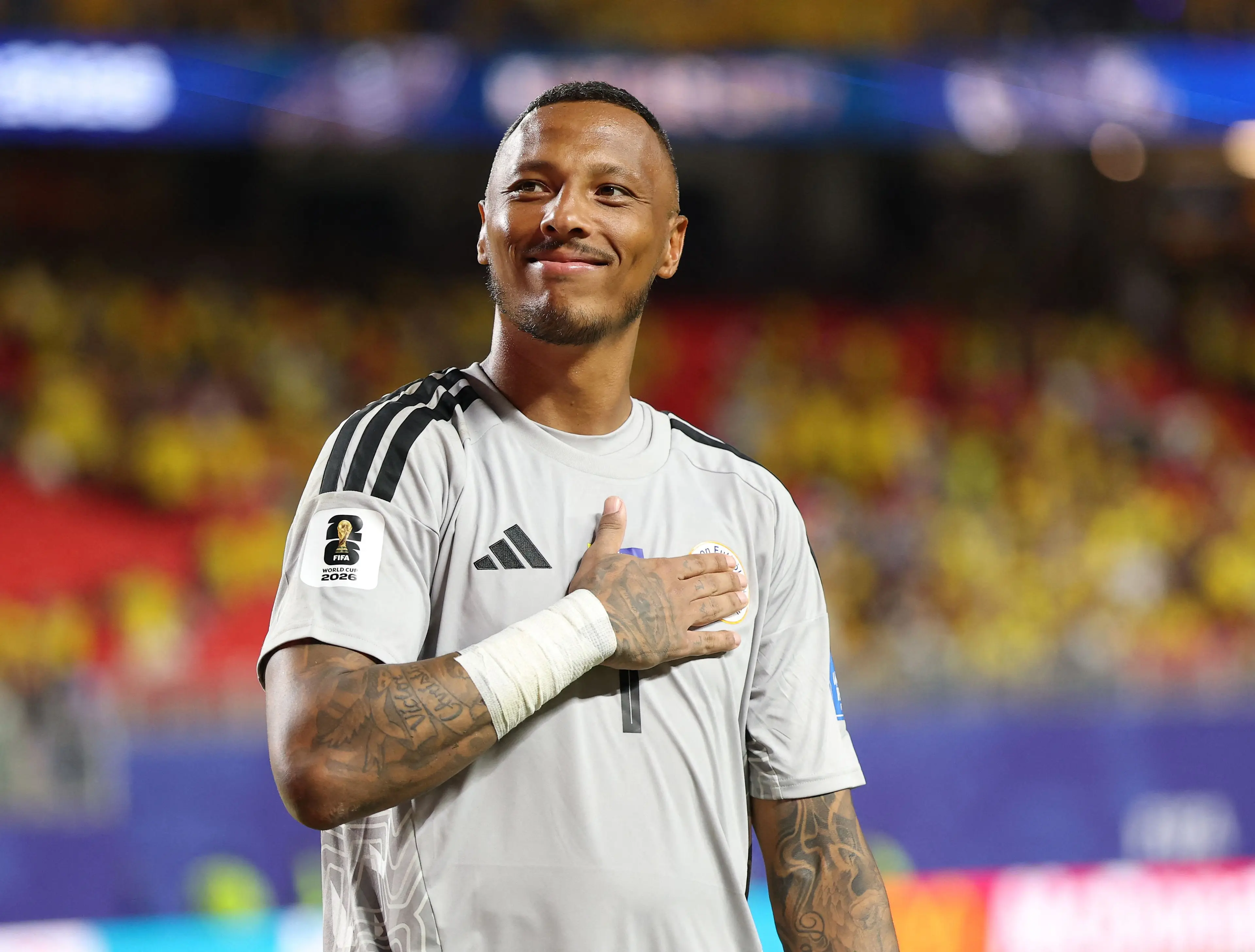 Eloy Room, arquero figura de Curazao en el Mundial: el récord que consiguió y una sentida dedicatoria