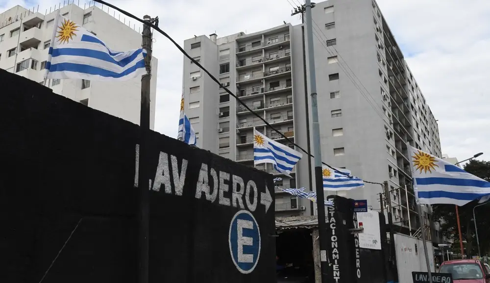 Cortes de calle en Montevideo por el partido de Uruguay: zonas afectadas y lugares para ver el partido