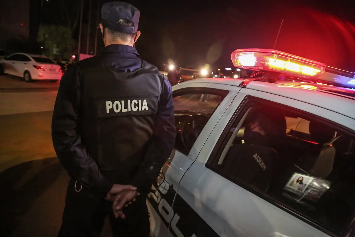 Un policía organizó un falso torneo de tiro para estafar a brasileños y terminó condenado