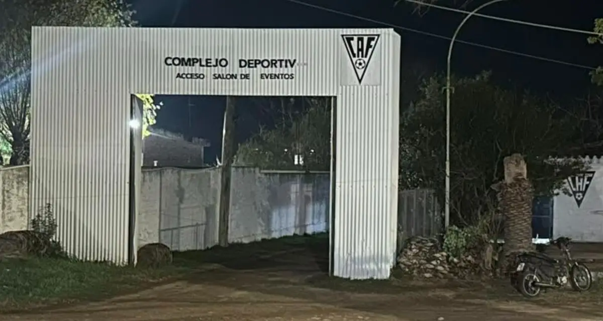 Final violento: jugador de equipo sub-15 atacó a puñaladas a un adversario y a su padre