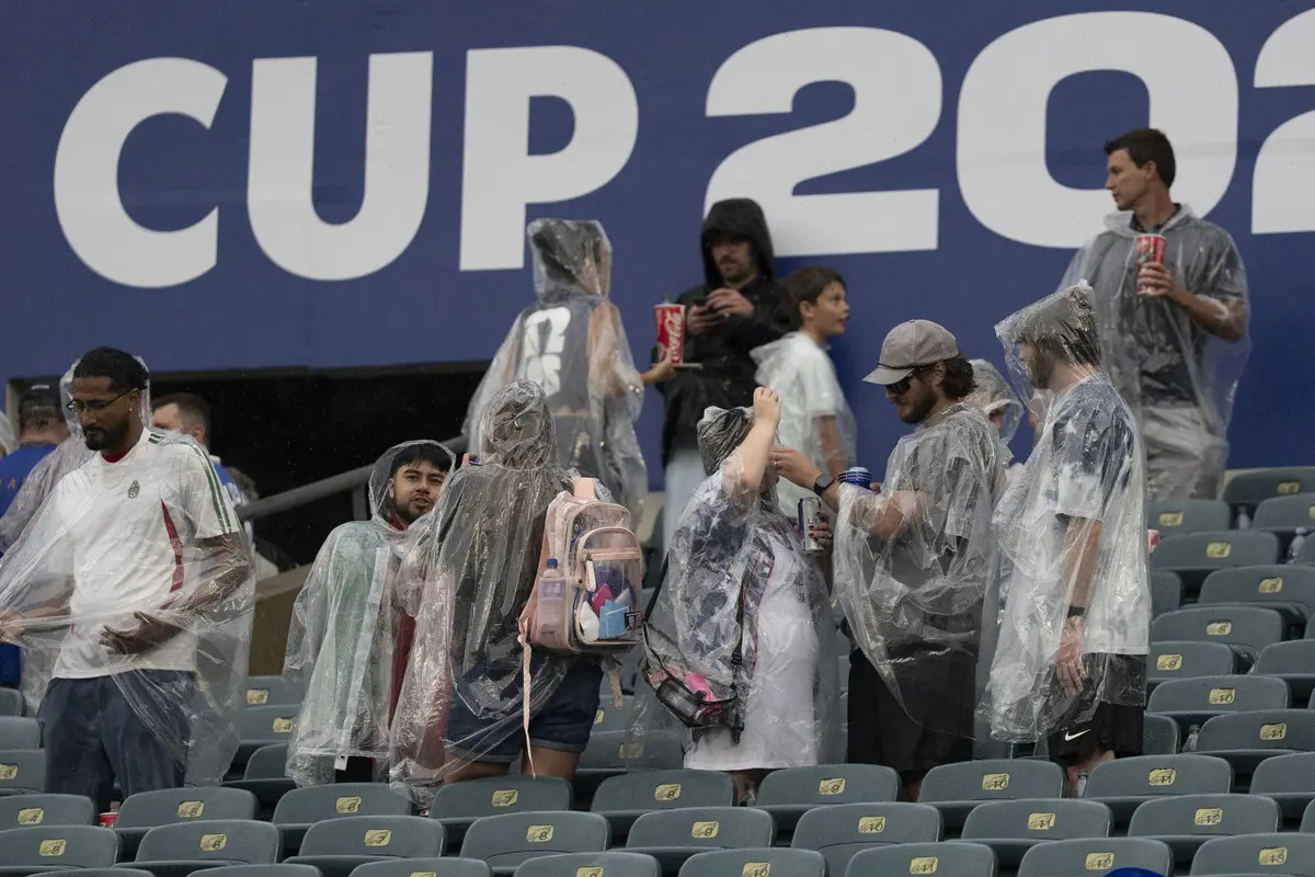 Mundial 2026: Francia-Irak estuvo dos horas suspendido por tormenta eléctrica