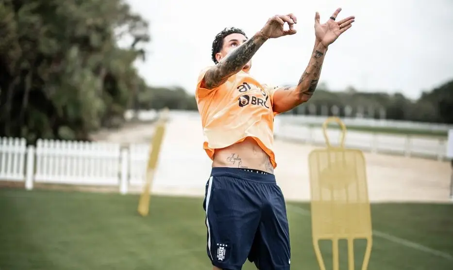 Selección: el lesionado que llegaría al debut, los que no y cómo es el vínculo con Bielsa