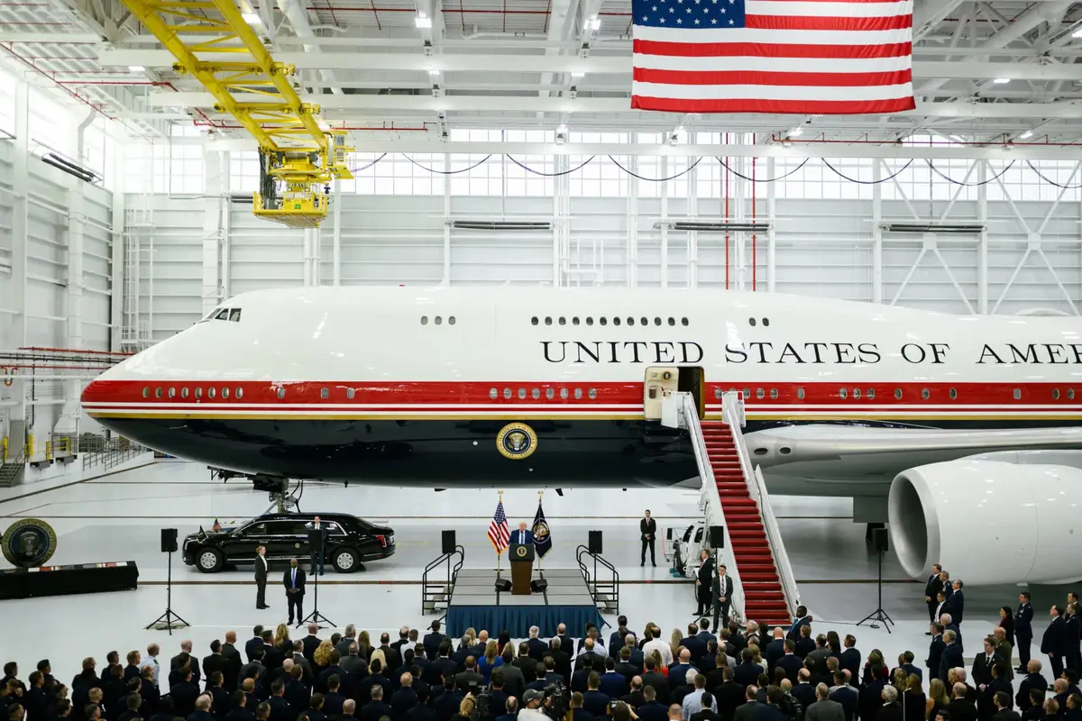 “Lo acondicionaron para un presidente”: así es el avión que Catar donó a Donald Trump