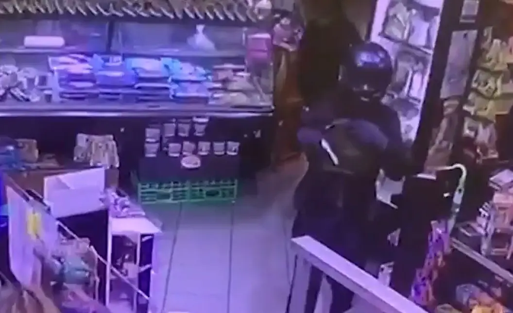 Barrio Peñarol: asaltó tres veces el mismo supermercado y se despidió diciendo “gracias”