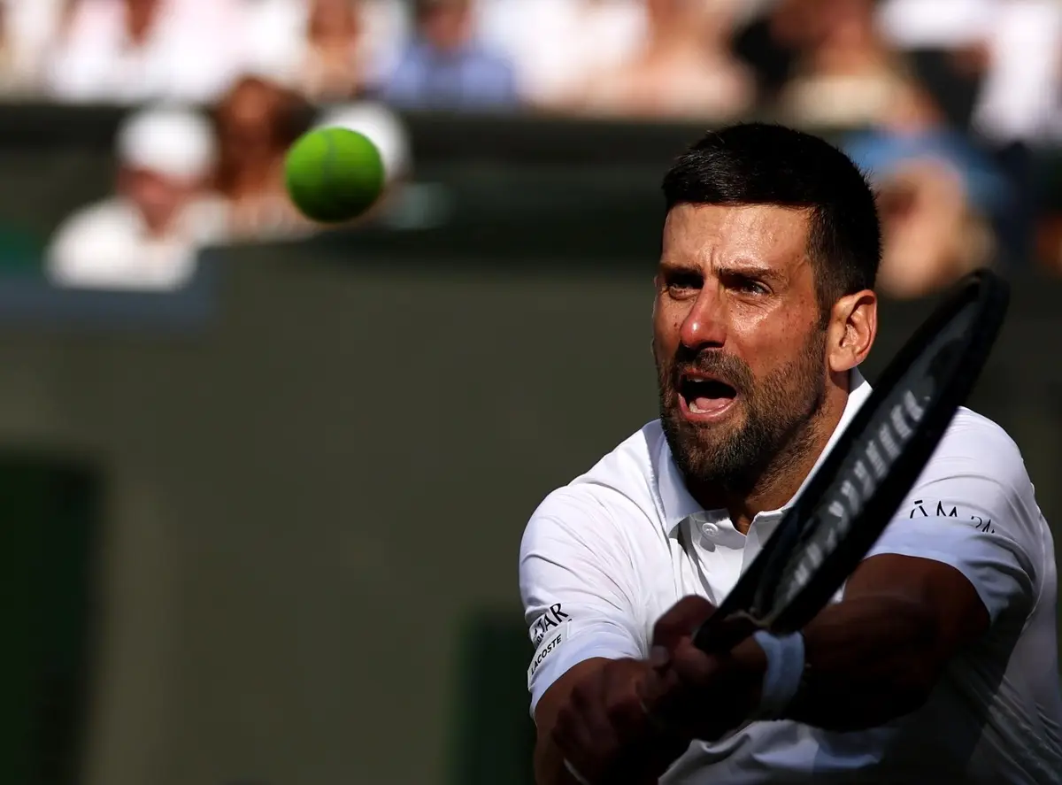 Tenis: Sinner venció a Djokovic y enfrentará a Zverev en la final de Wimbledon