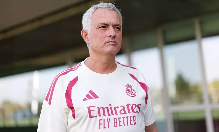 Mourinho arrancó su segunda etapa como entrenador del Real Madrid con ocho jugadores