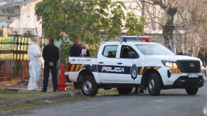 Joven era “amigo” de un anciano, discutió hasta matarlo a piñas y lo abandonó en su casa