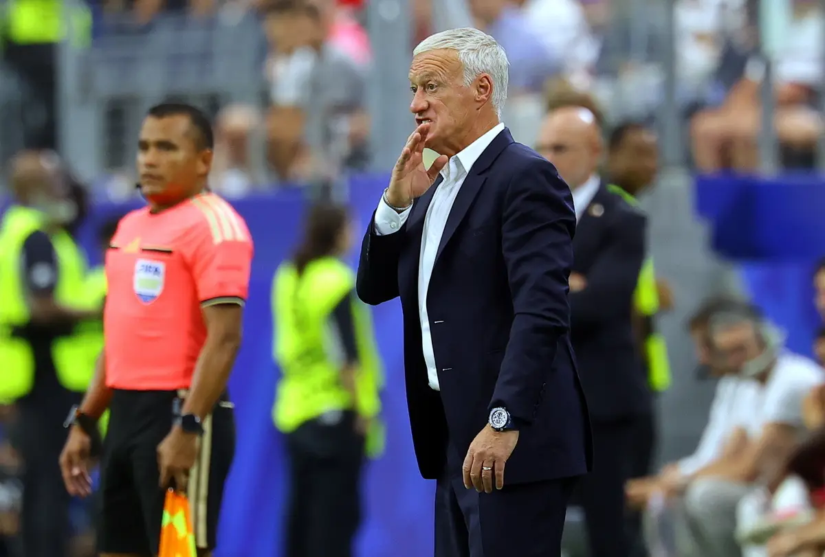 Deschamps cuestionó al árbitro tras la derrota: “¿Estuvo a la altura de una semifinal?”