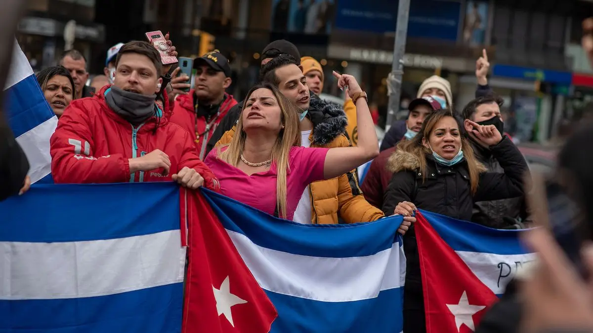 Brasil alerta por tráfico de migrantes: 30 cubanos al día entraron a Uruguay por Santana do Livramento
