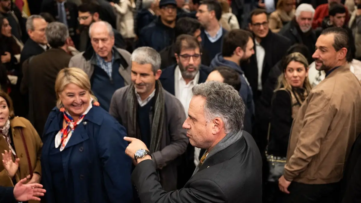 Errores propios, problemas de coordinación y “operaciones políticas”: los obstáculos del gobierno para dominar la agenda