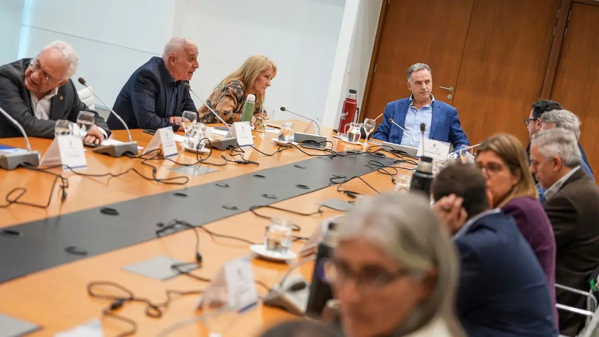Crecen las presiones dentro del oficialismo para que se concreten cambios en el gabinete